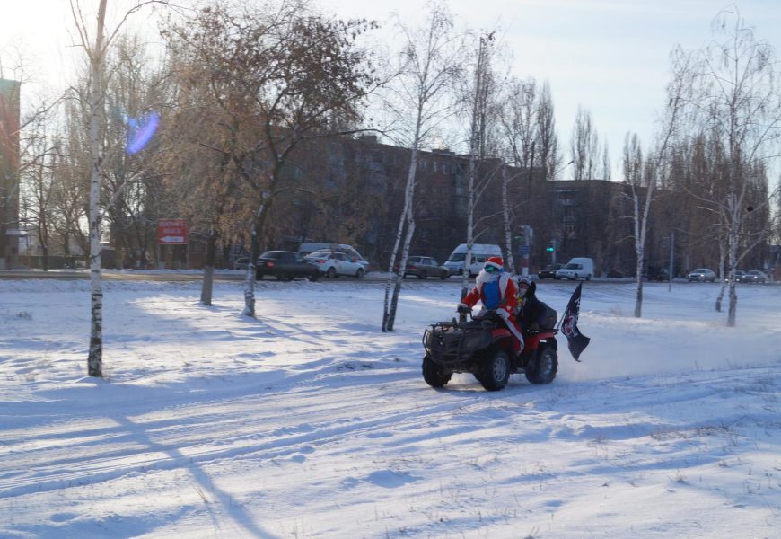 НОВЫЙ 2017 ПРАЗДНУЕМ КОБРОЙ