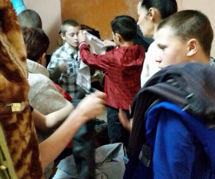 Подарки детишкам находящимся в сложной жизненной ситуации